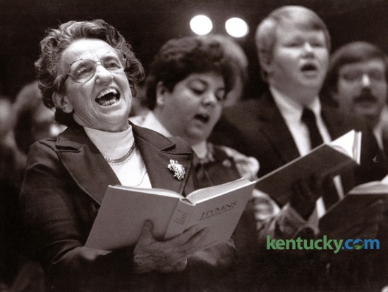 Marian Searcy of Mt. Washington,  sang the hymn "I Heard the Voice of Jesus Say" during the opening session of the Kentucky Baptist State Evangelism Conference February 25, 1985, held at the Immanuel Baptist Church in Lexington. Photo by David Perry | Staff