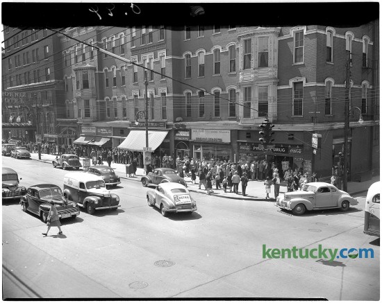 100 block of East Main Street in donwtown Lexington at the intersection of South Linestone, May 1945. The site is now Phoenix Park. Herald-Leader Archive Photo
