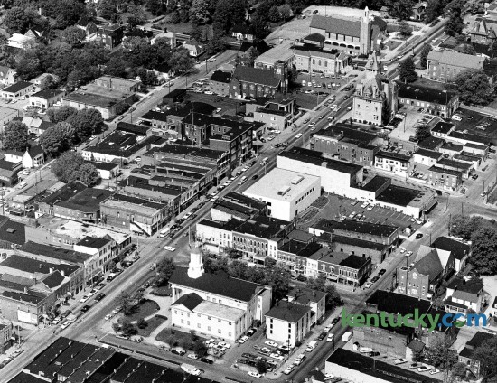 An aerial view of downtown Richmond, June 1977. Main Street runs from the lower left of the picture, up to the upper right. At the bottom is the Madison County Courthouse. Photo by John C. Wyatt | staff